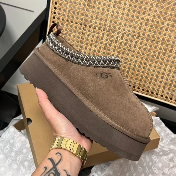 UGG Tazz Platform Shearling Lined Slipper - Picture 2 of 9